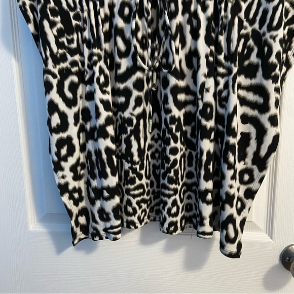 Calvin Klein Women’s Leopard Print Short Dolman Sleeve Tunic / Kaftan Top Size 6 - Picture 4 of 15